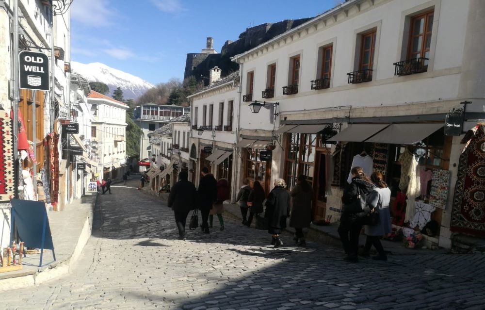 Janari 2024 solli 30 per qind me shume turiste te huaj se nje vit me pare